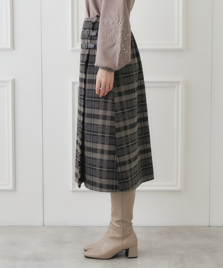 クチュールブローチ(Couture Brooch)の合皮ベルト付Aラインスカート29