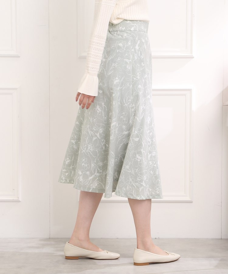 クチュールブローチ(Couture Brooch)のラインフラワーソフトフレアースカート5