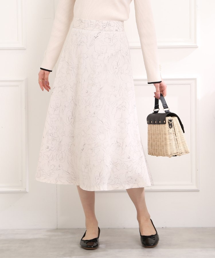 クチュールブローチ(Couture Brooch)のラインフラワーソフトフレアースカート12