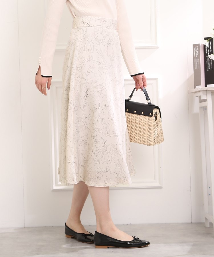 クチュールブローチ(Couture Brooch)のラインフラワーソフトフレアースカート13