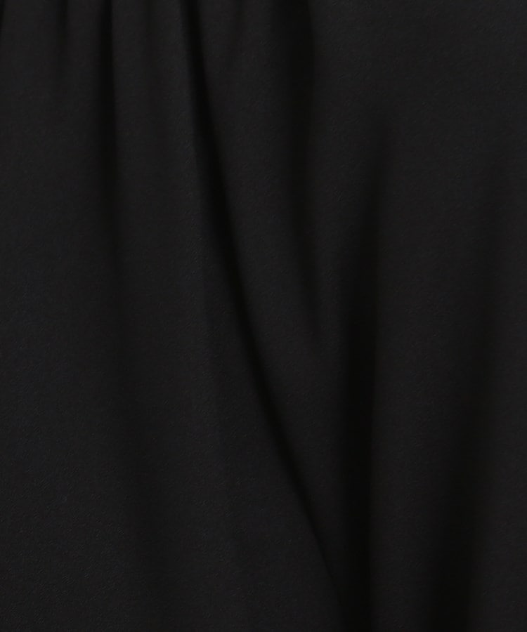 クチュールブローチ(Couture Brooch)の【後ろ姿も可愛い、ほんのり甘めな大人レディスタイル】ピコフリルシャーリングブラウス33