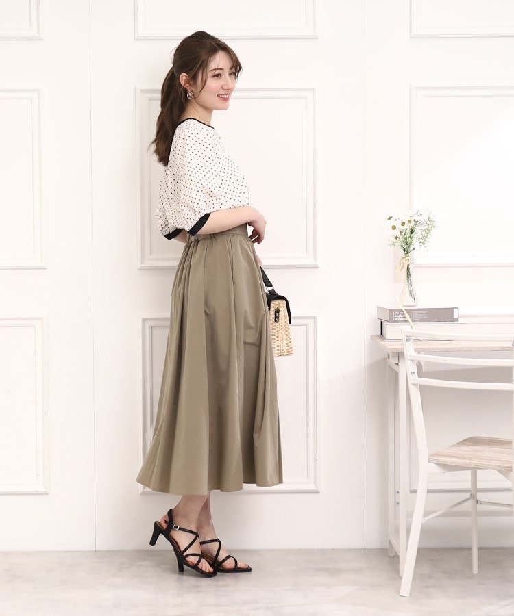 クチュールブローチ(Couture Brooch)の【鮮やかカラースカートで新鮮コーデに。】タイプライタータックウエストスカート10