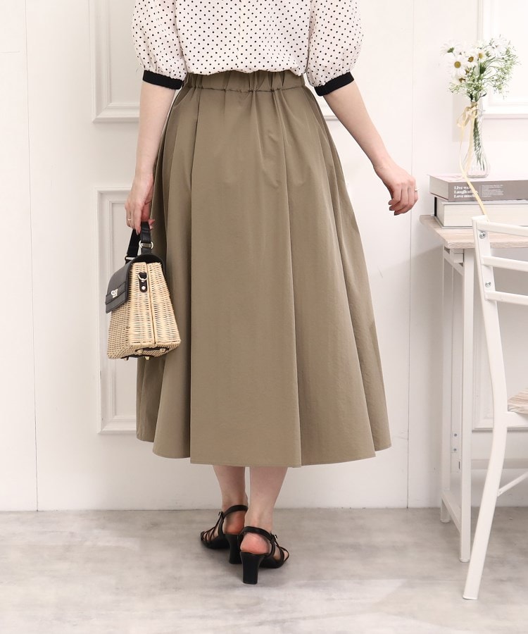 クチュールブローチ(Couture Brooch)の【鮮やかカラースカートで新鮮コーデに。】タイプライタータックウエストスカート13