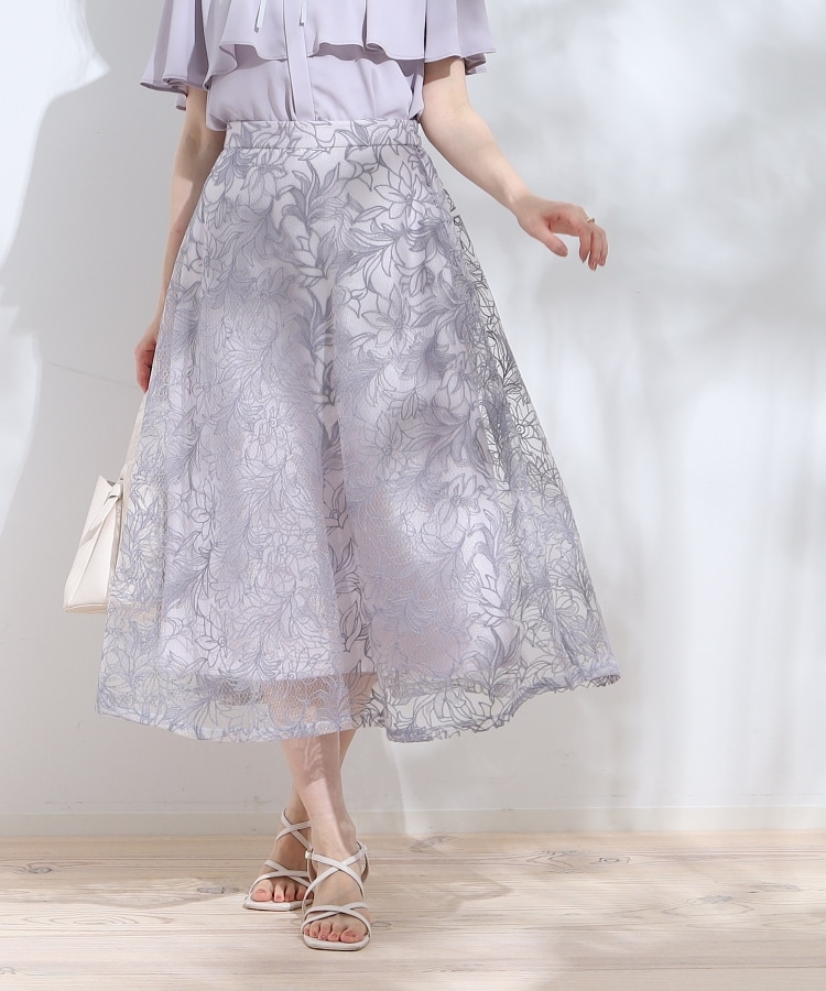 ＜WORLD＞ Couture Brooch(クチュールブローチ) 【ふんわりレディな揺れ感】チュール刺繍フレアスカート