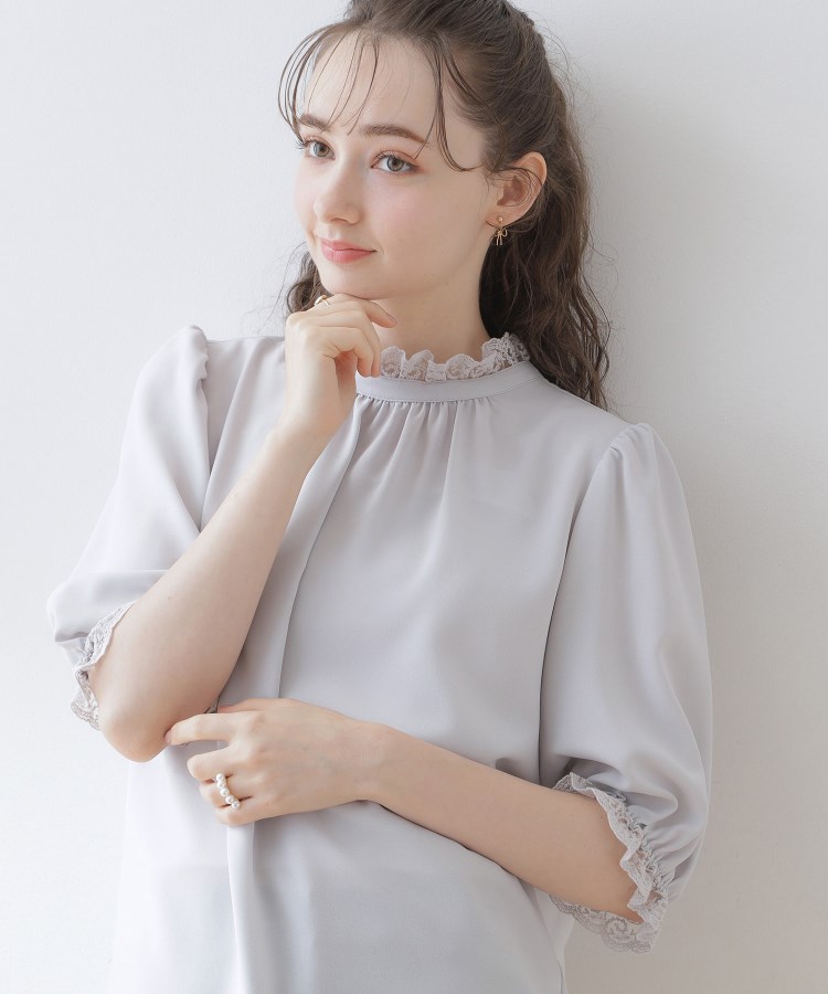 クチュールブローチ(Couture Brooch)の【上品華やか／二の腕カバー】5分袖エンブロレースブラウス4