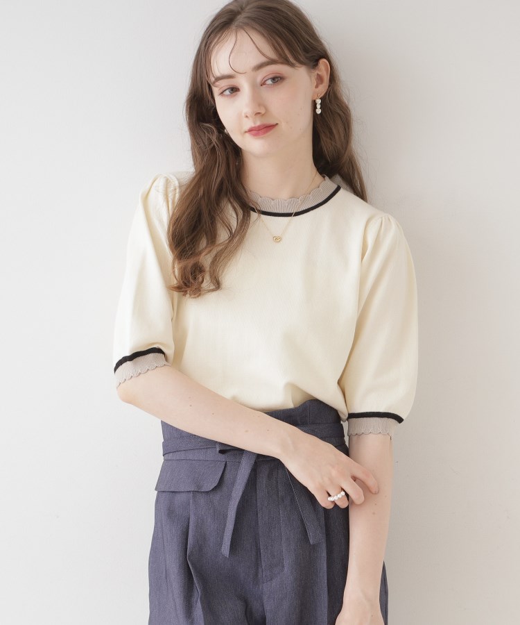 クチュールブローチ(Couture Brooch)の【二の腕カバー・上品×シンプルなニット】配色スカラ5分袖ニット4