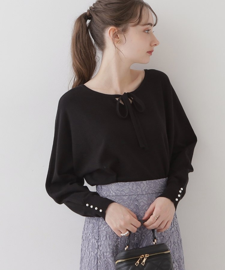 クチュールブローチ(Couture Brooch)の【美シルエットニット】リボン2WAYフェイクパール袖ドルマンニット28