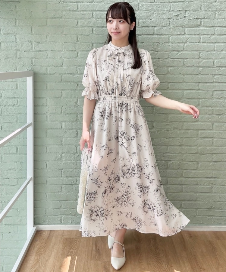オトナのためのクラシカルワンピ】花柄5分袖ワンピース(マキシ オトナのためのクラシカルワンピ】花柄5分袖ワンピース(マキシ