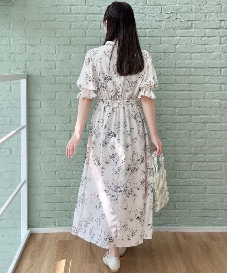 オトナのためのクラシカルワンピ】花柄5分袖ワンピース(マキシ オトナのためのクラシカルワンピ】花柄5分袖ワンピース(マキシ