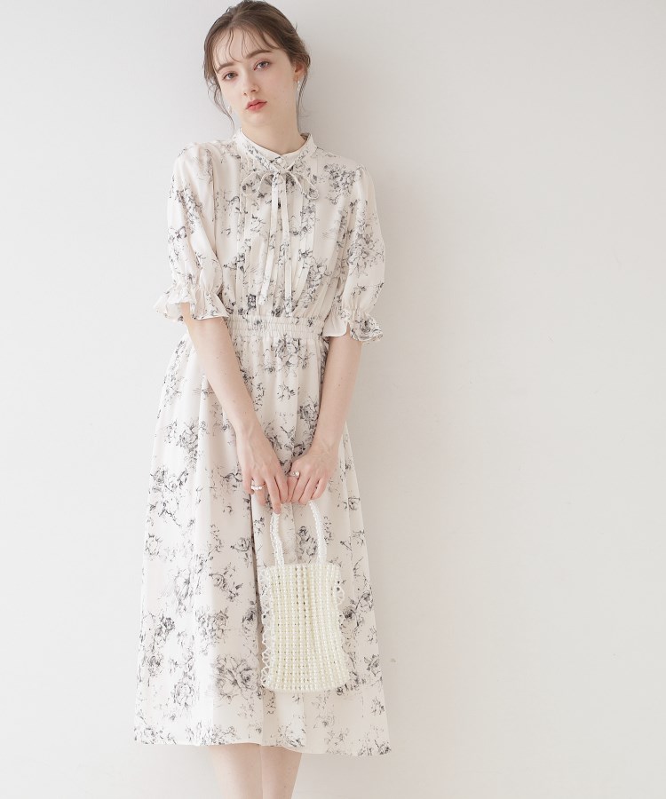 オトナのためのクラシカルワンピ】花柄5分袖ワンピース(マキシ オトナのためのクラシカルワンピ】花柄5分袖ワンピース(マキシ