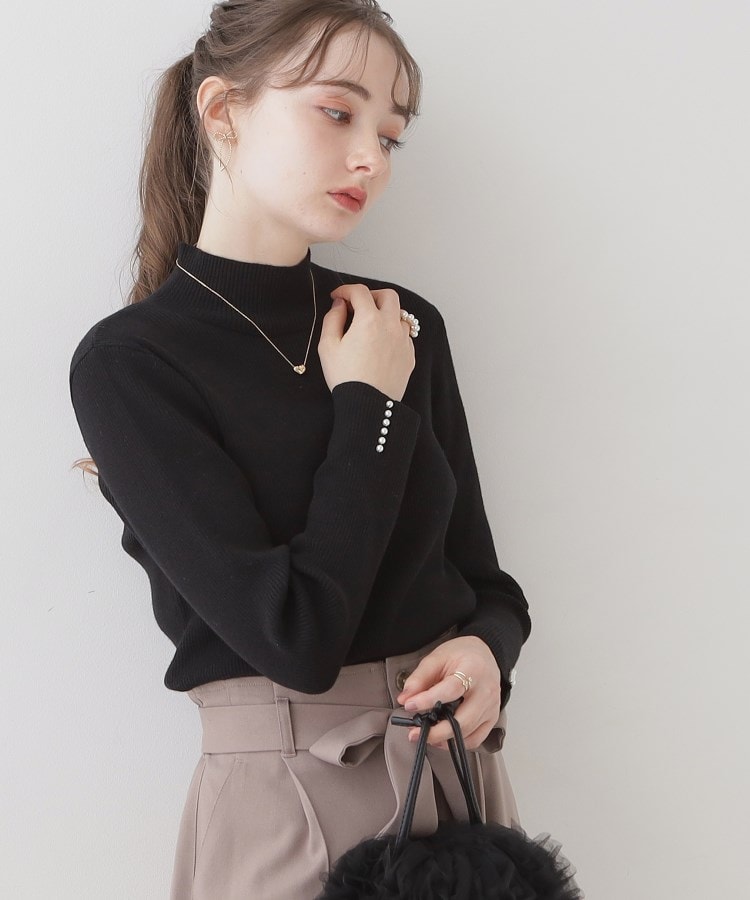 クチュールブローチ(Couture Brooch)の【柔らかなタッチ・吸湿発熱・帯電防止機能付き】サスティナブルフェイクパールリブニット25