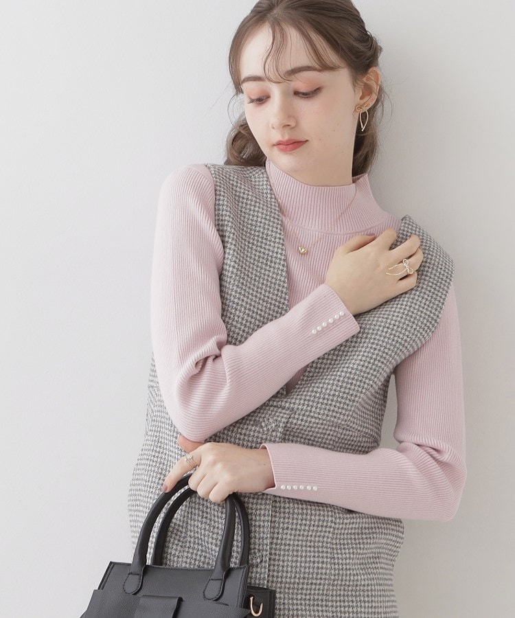 クチュールブローチ(Couture Brooch)の【柔らかなタッチ・吸湿発熱・帯電防止機能付き】サスティナブルフェイクパールリブニット43