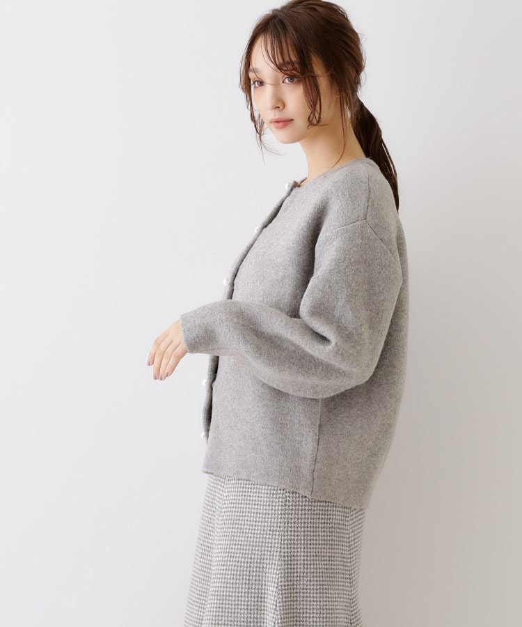クチュールブローチ(Couture Brooch)の【上品仕立て】パール調釦コクーンニットジャケット40