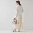 クチュールブローチ(Couture Brooch)の【軽やか・上品なツヤ感】ピーチサテンプリーツスカート3