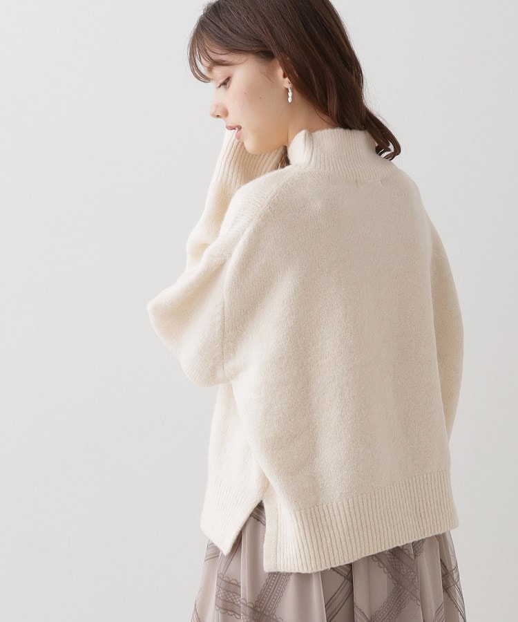 クチュールブローチ(Couture Brooch)の【柔らかな肌ざわり・上質ニット】ヤクライクハイネックニット6