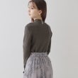 クチュールブローチ(Couture Brooch)の【プチプラ・フェミニンもカジュアルも】サステナブル　バックパール調プチフリルリブ16