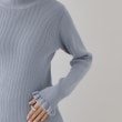 クチュールブローチ(Couture Brooch)の【プチプラ・フェミニンもカジュアルも】サステナブル　バックパール調プチフリルリブ68