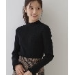 クチュールブローチ(Couture Brooch)の【プチプラ・フェミニンもカジュアルも】サステナブル　バックパール調プチフリルリブ ブラック(019)