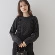 クチュールブローチ(Couture Brooch)の【可愛く着映える主役級ニット】リボンケーブルニット チャコールグレー(014)