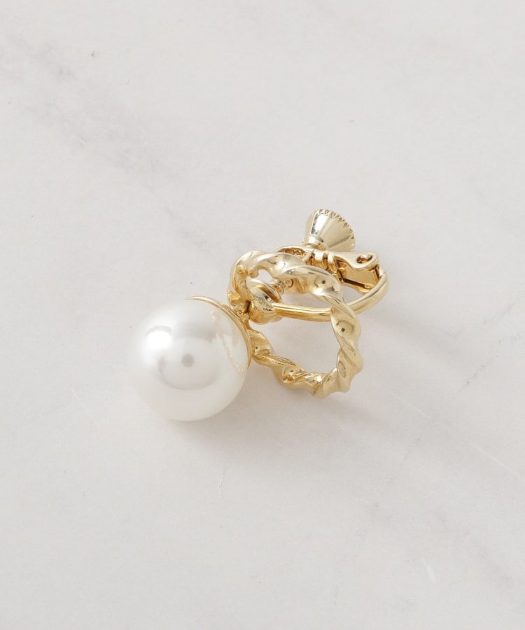 クチュールブローチ(Couture Brooch)のパール調デザインイヤリング2