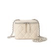 クチュールブローチ(Couture Brooch)のバニティチェーンBAG アイボリー(004)