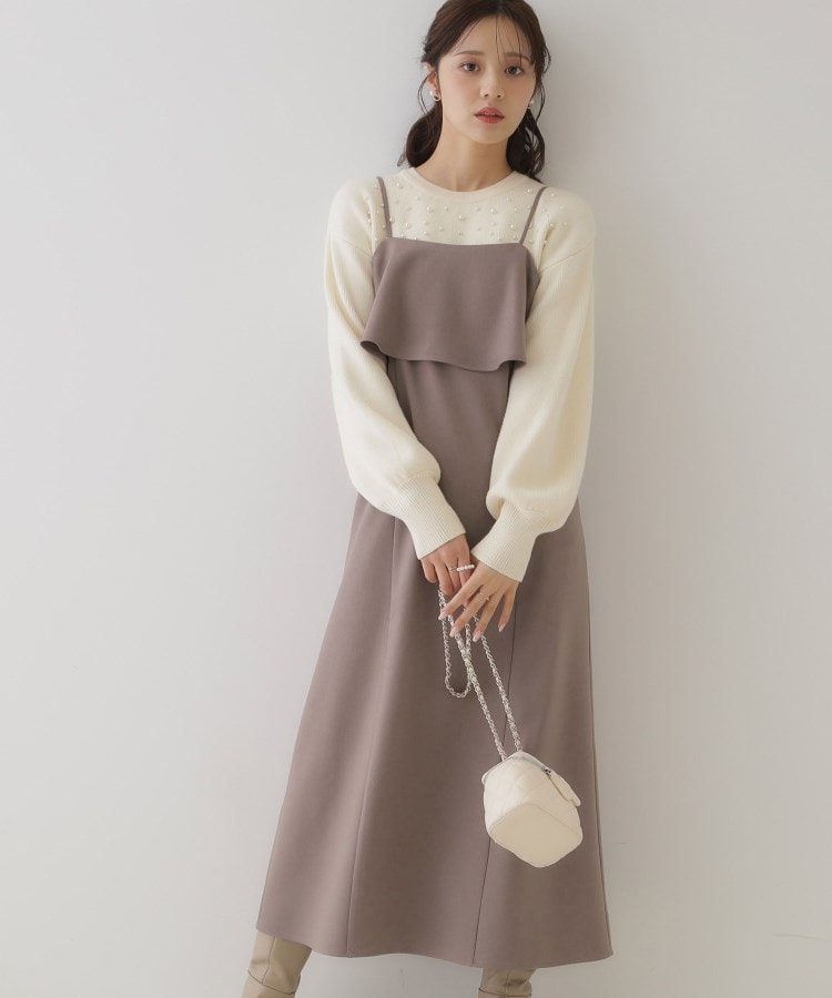 クチュールブローチ(Couture Brooch)の【スッキリ華奢みえが叶う】フレアデザインキャミワンピース ピンクベージュ(053)