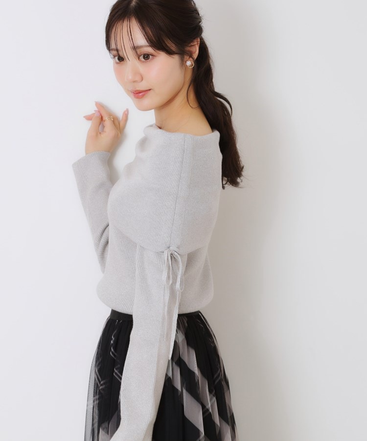 クチュールブローチ(Couture Brooch)のラメ混オフショルニットプルオーバー4