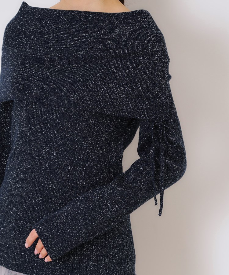 クチュールブローチ(Couture Brooch)のラメ混オフショルニットプルオーバー25