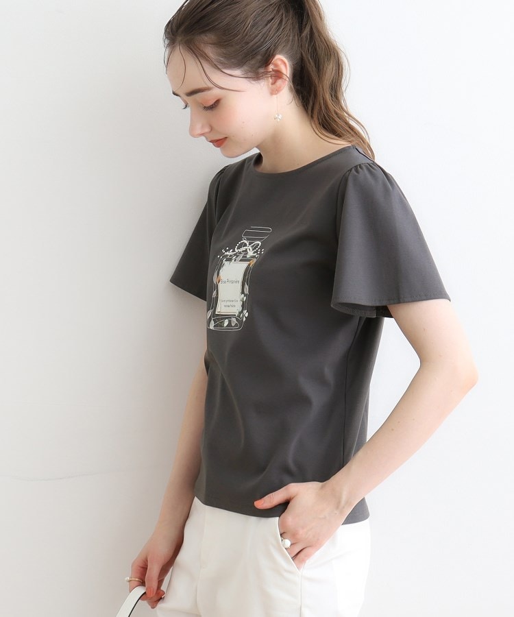 クチュールブローチ(Couture Brooch)の【マシンウォッシャブル】フラワーパフュームフレア袖Tシャツ18