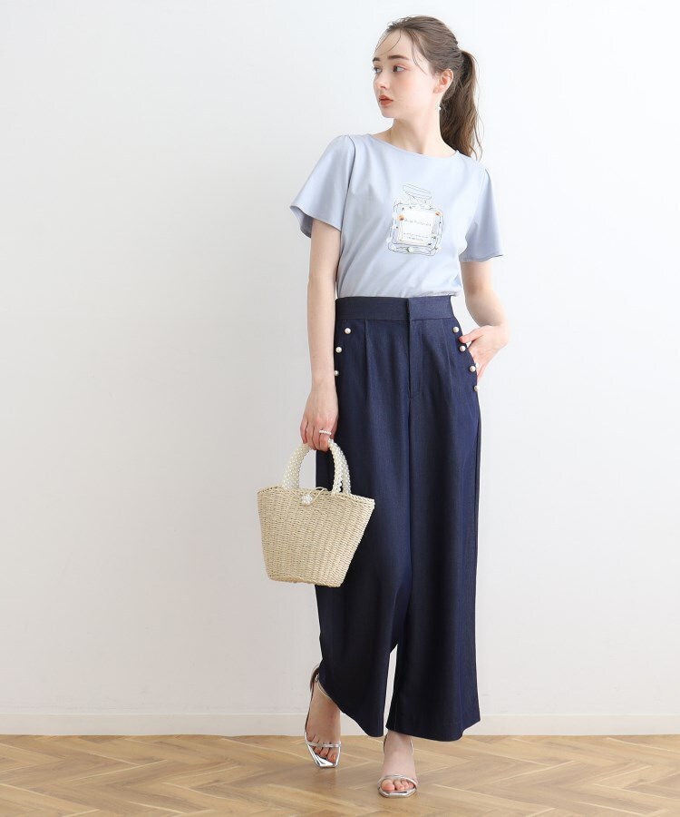 クチュールブローチ(Couture Brooch)の【マシンウォッシャブル】フラワーパフュームフレア袖Tシャツ30