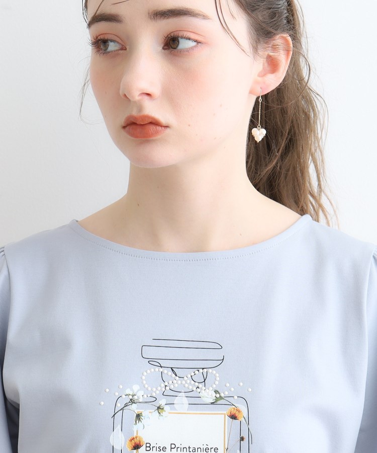 クチュールブローチ(Couture Brooch)の【マシンウォッシャブル】フラワーパフュームフレア袖Tシャツ50