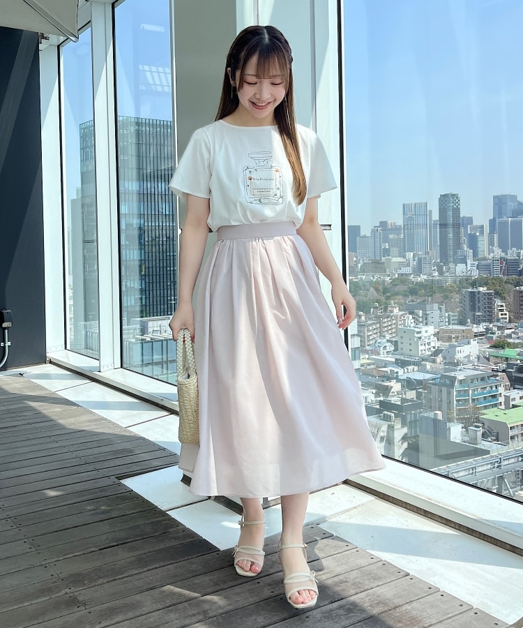 クチュールブローチ(Couture Brooch)の【マシンウォッシャブル】フラワーパフュームフレア袖Tシャツ10