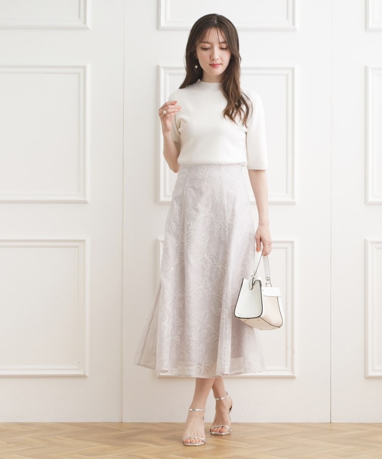 クチュールブローチ(Couture Brooch)のクレマチス エンブロオーガンスカート1