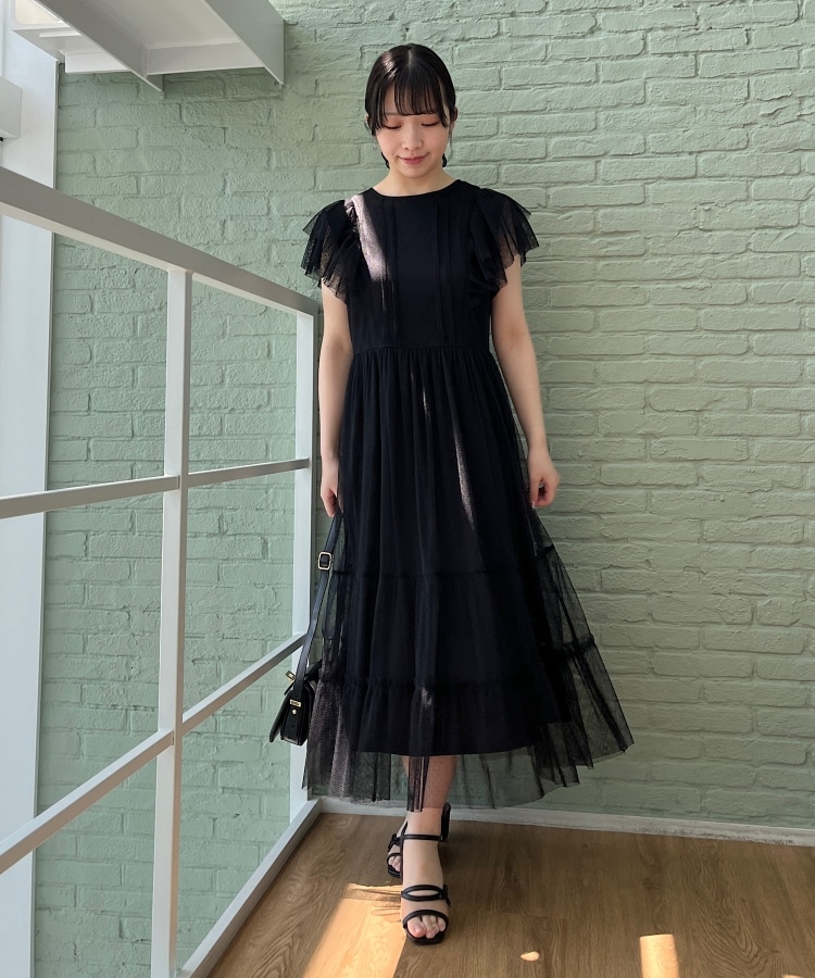 品質は非常に良い 結婚式/パーティ/二次会にも◎】ドットチュールフリルワンピース スーツ・フォーマル・ドレス