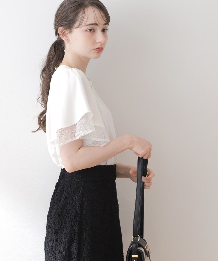 クチュールブローチ(Couture Brooch)の【洗える・二の腕カバー】レース重ねフレアブラウス4