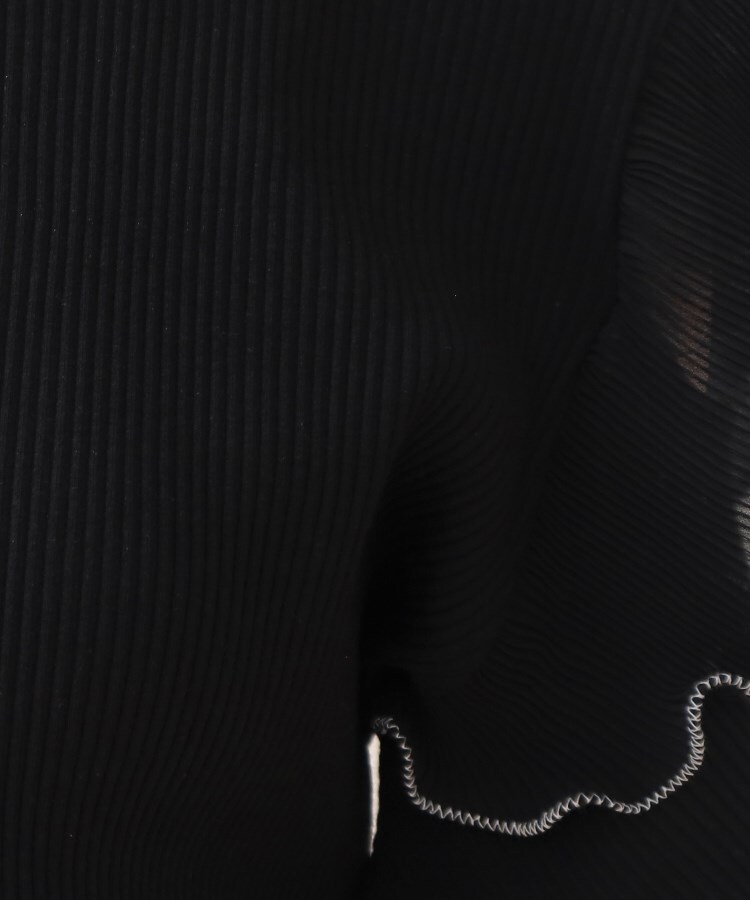 クチュールブローチ(Couture Brooch)の袖プリーツドッキングプルオーバー26