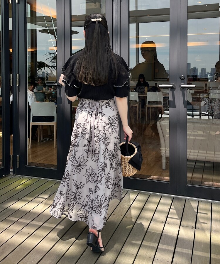 クチュールブローチ(Couture Brooch)の袖プリーツドッキングプルオーバー22