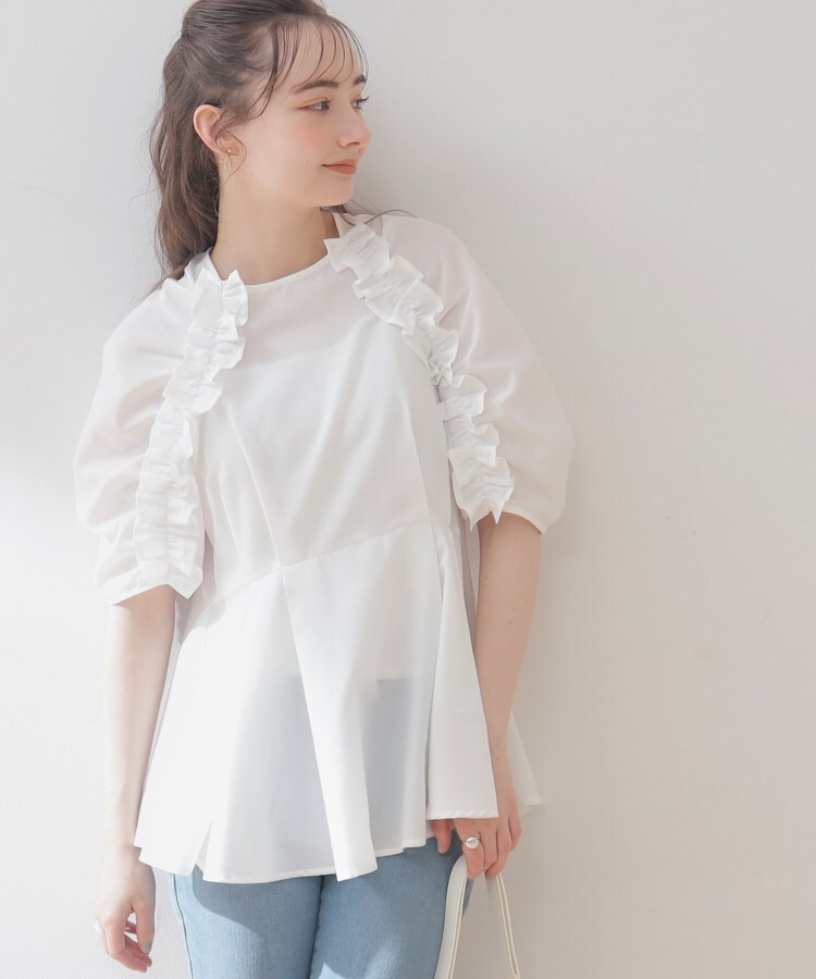 クチュールブローチ(Couture Brooch)のフリルデザインチュニックブラウス4
