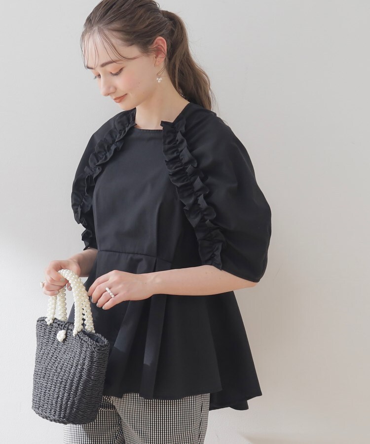 クチュールブローチ(Couture Brooch)のフリルデザインチュニックブラウス ブラック(019)