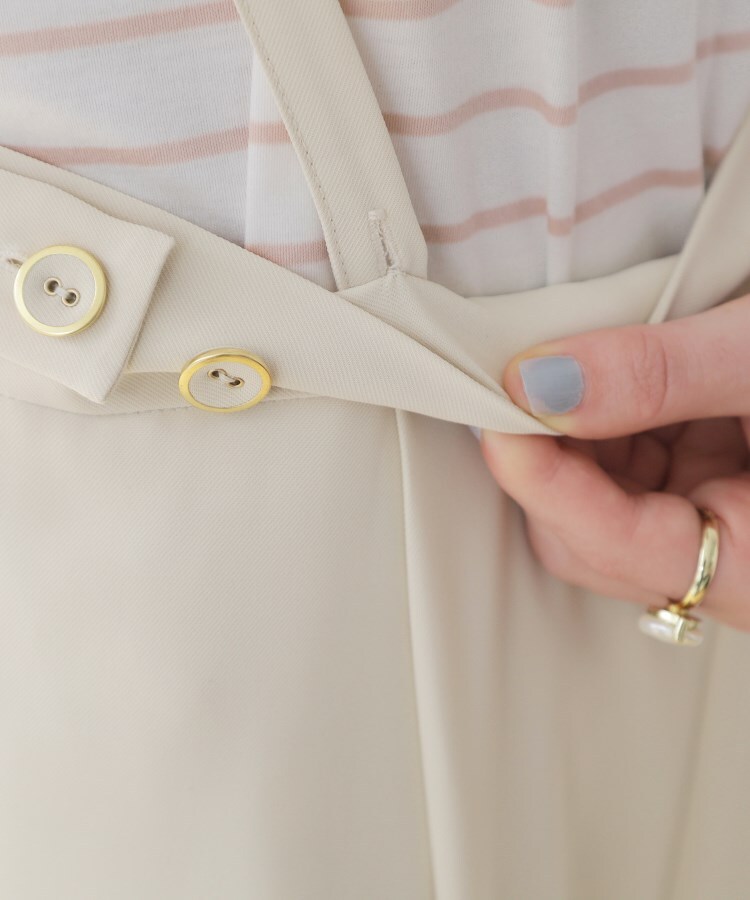 クチュールブローチ(Couture Brooch)の【大人きれいめに着こなせる】サス付き釦デザインパンツ48