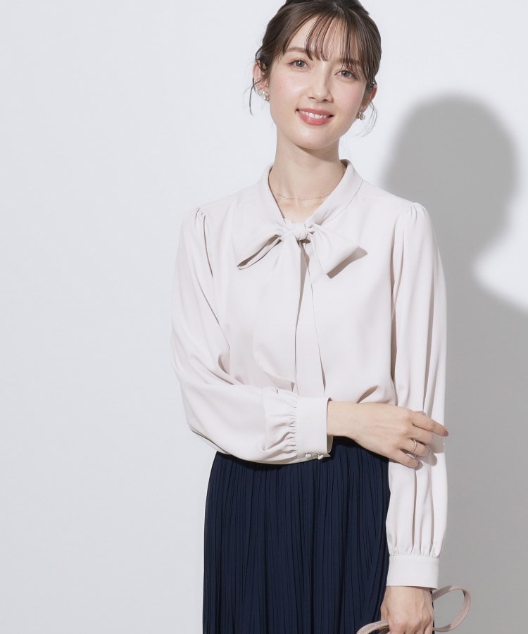 クチュールブローチ(Couture Brooch)の【セレモニーシーン/お仕事にも】リボンタイチュニックブラウス19
