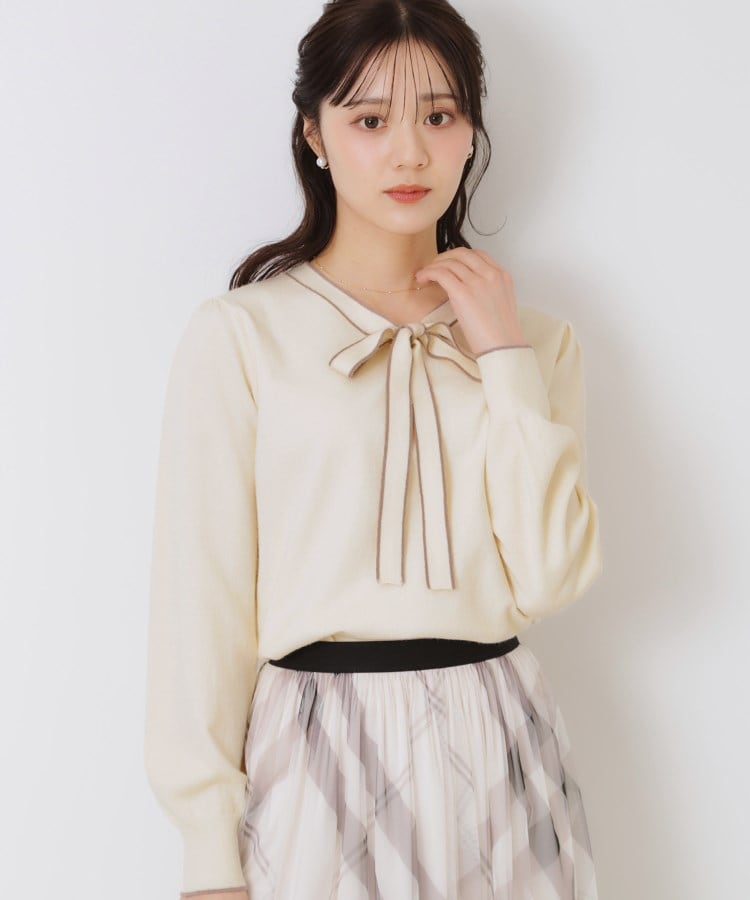 クチュールブローチ(Couture Brooch)の【レディライクな華奢見せニット】配色ラインリボンタイニット5