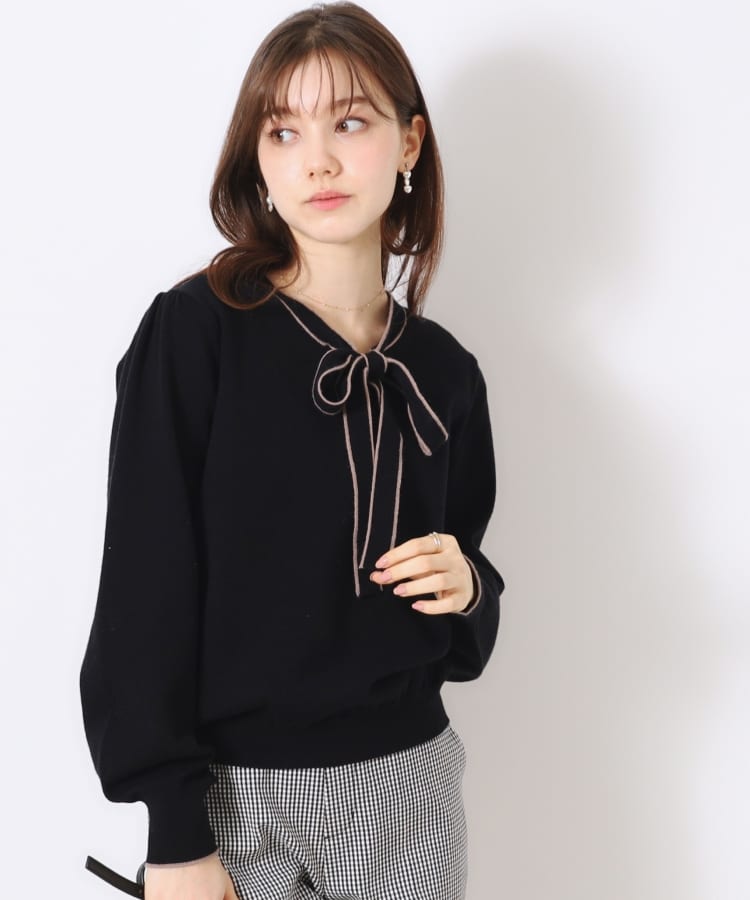 クチュールブローチ(Couture Brooch)の【レディライクな華奢見せニット】配色ラインリボンタイニット23