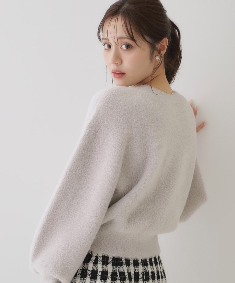 クチュールブローチ(Couture Brooch)の【春めく・ふわふわ】短毛フェザーカーディトップス21