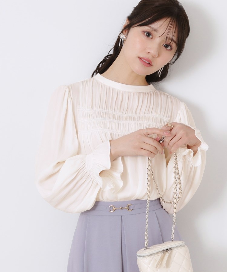 通勤・大人可愛い】シャーリングギャザーブラウス(シャツ 通勤・大人可愛い】シャーリングギャザーブラウス(シャツ