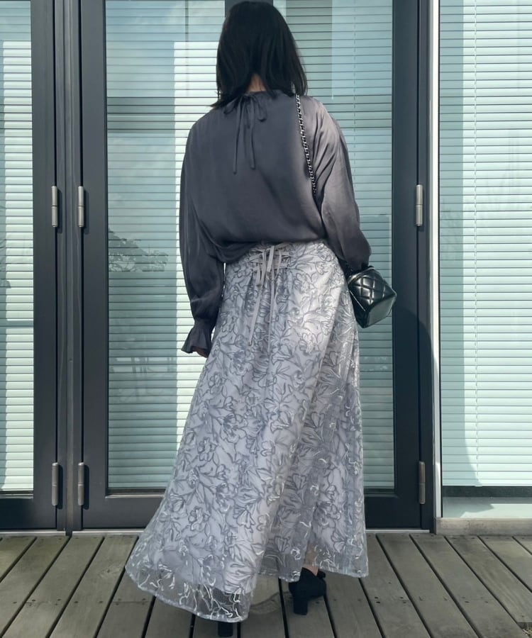 クチュールブローチ(Couture Brooch)の【通勤・大人可愛い】シャーリングギャザーブラウス38