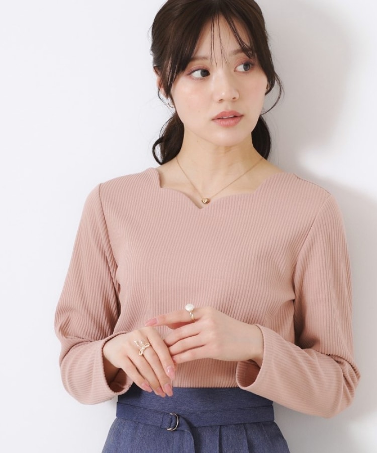 クチュールブローチ(Couture Brooch)の【新色あり/通勤/マシンウォッシャブル・アンチピリング機能付き】ハートネックテレコプルオーバー ピンク(071)