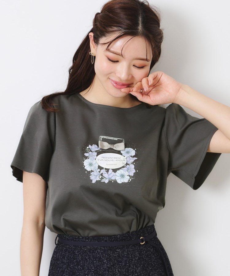 クチュールブローチ(Couture Brooch)の【接触冷感・UVカット】パフュームプリントTシャツ19
