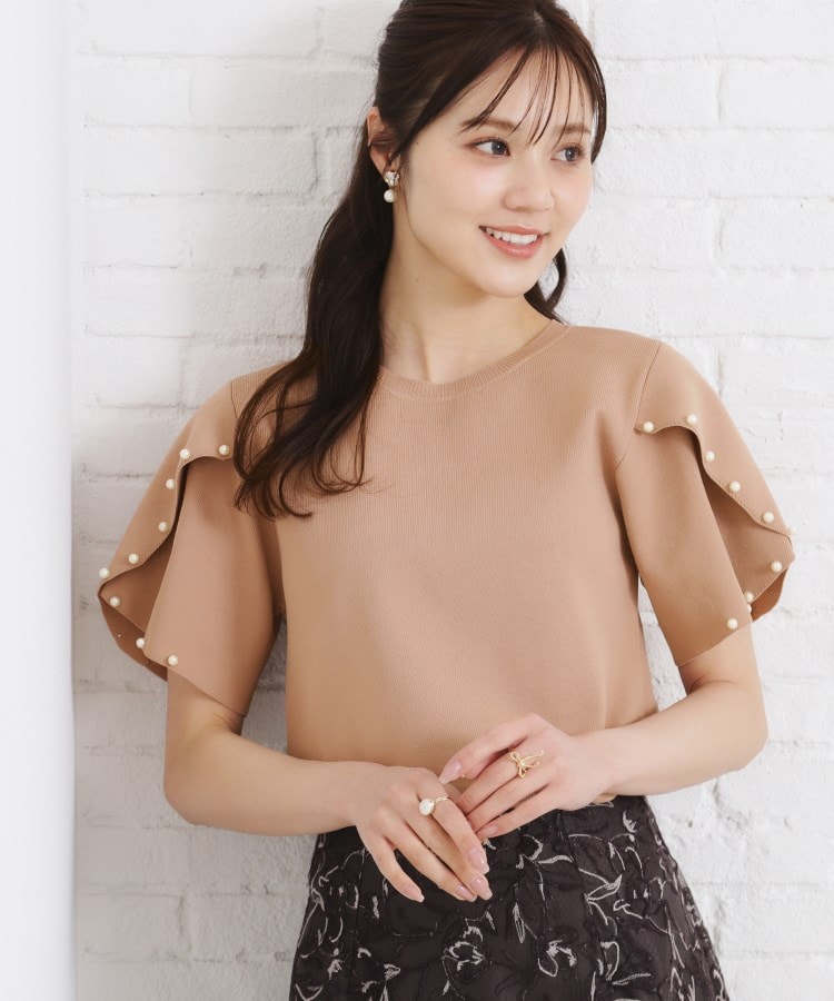 クチュールブローチ(Couture Brooch)の【一枚でキマる・華やか】パール調付チューリップ袖ニット20