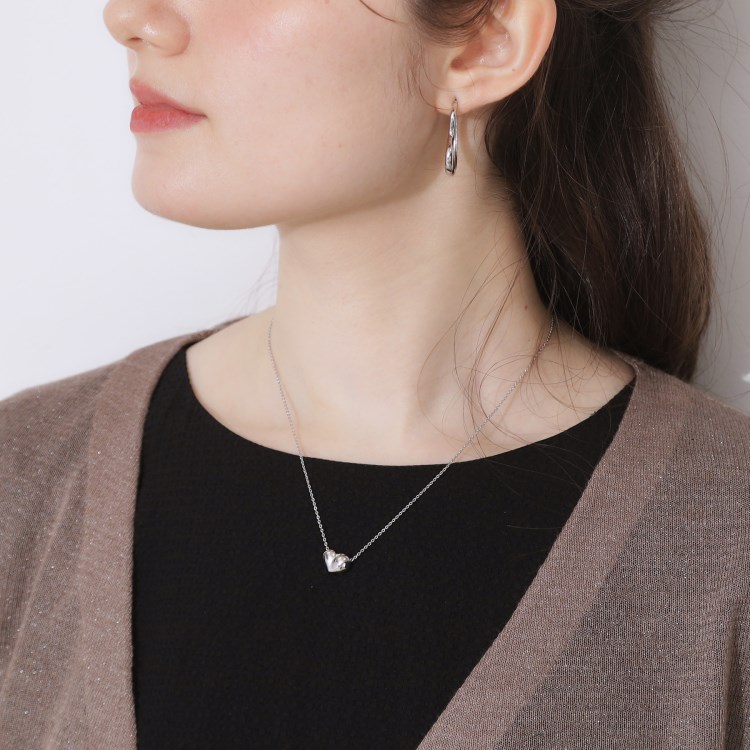 クチュールブローチ(Couture Brooch)のハートモチーフネックレス ネックレス